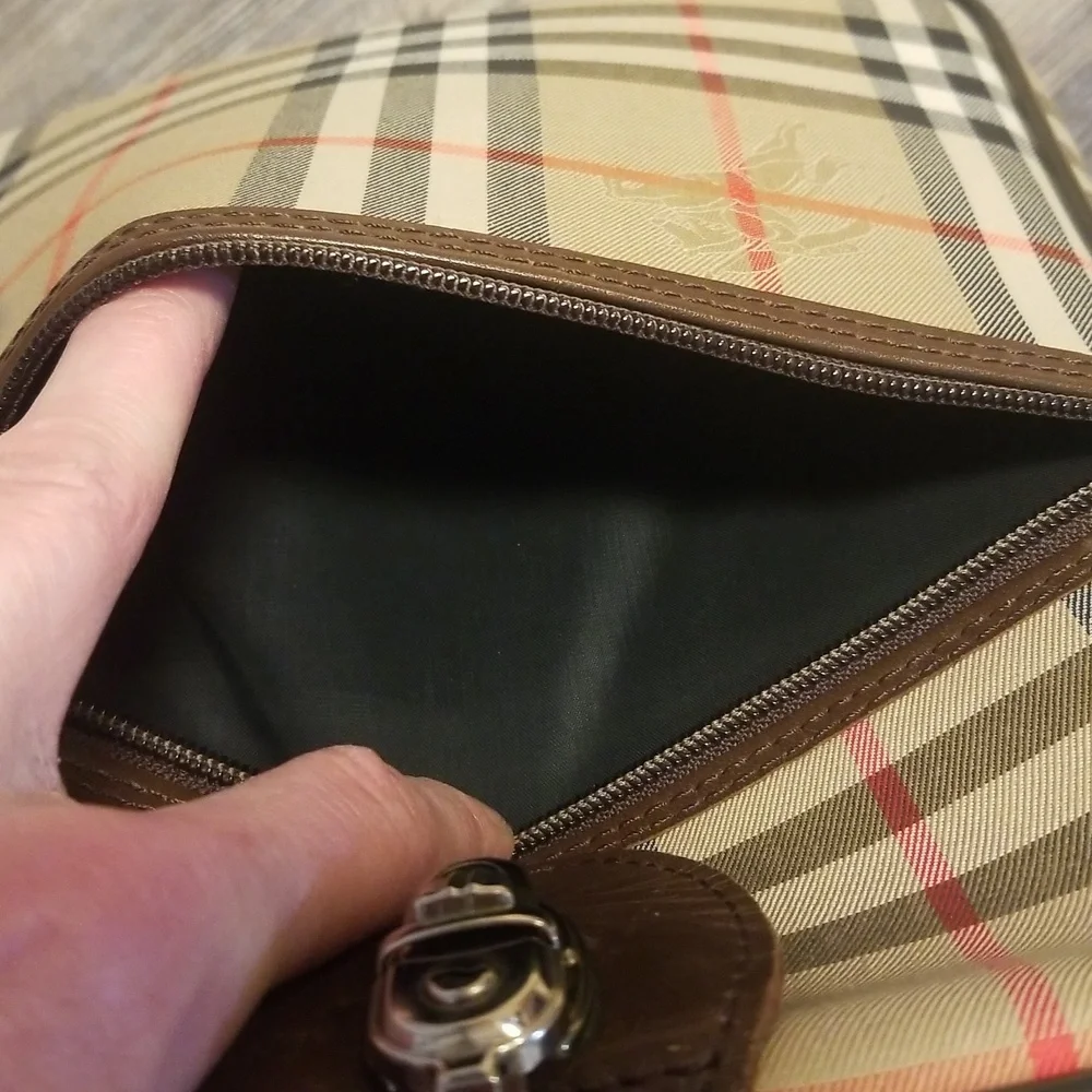 Burberry Nova Check Brown Leather Lock & Key Vintage Duffle Authentication Card